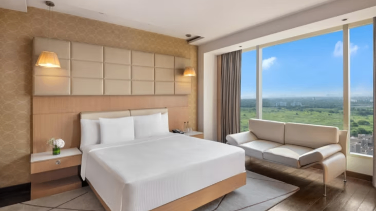 Deluxe Suite
