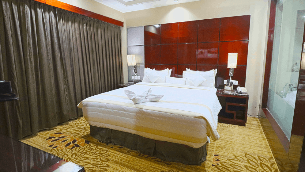 ROYAL SUITE