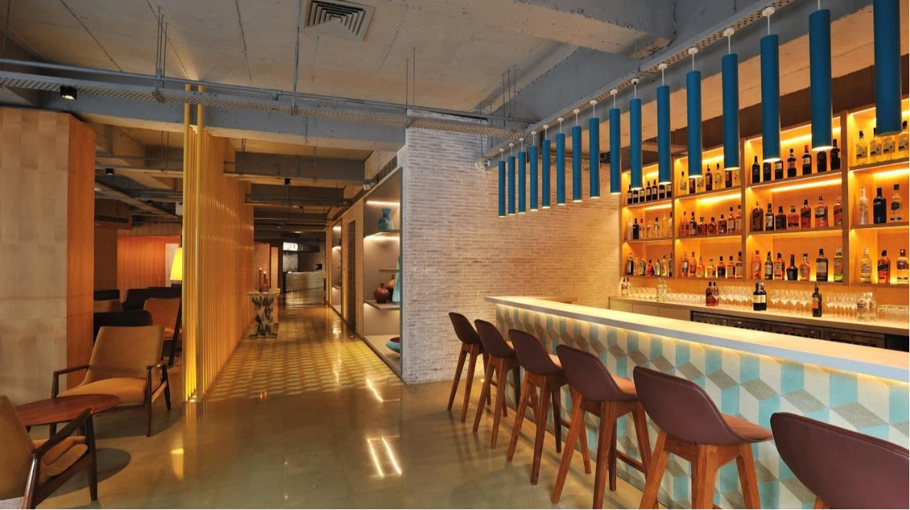 Bar