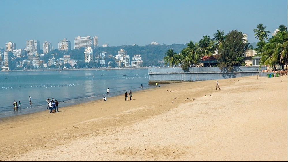 Aksa Beach