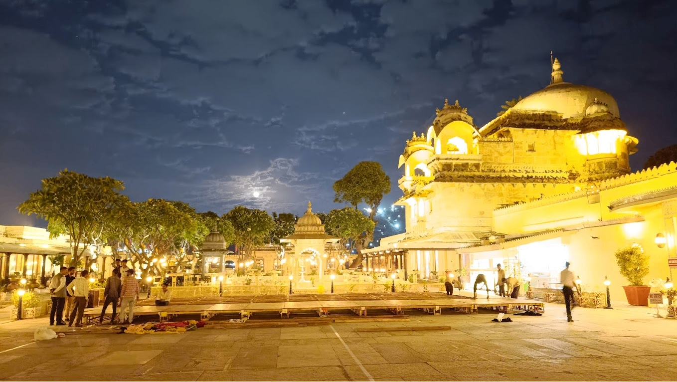 Jagmandir Island Palace