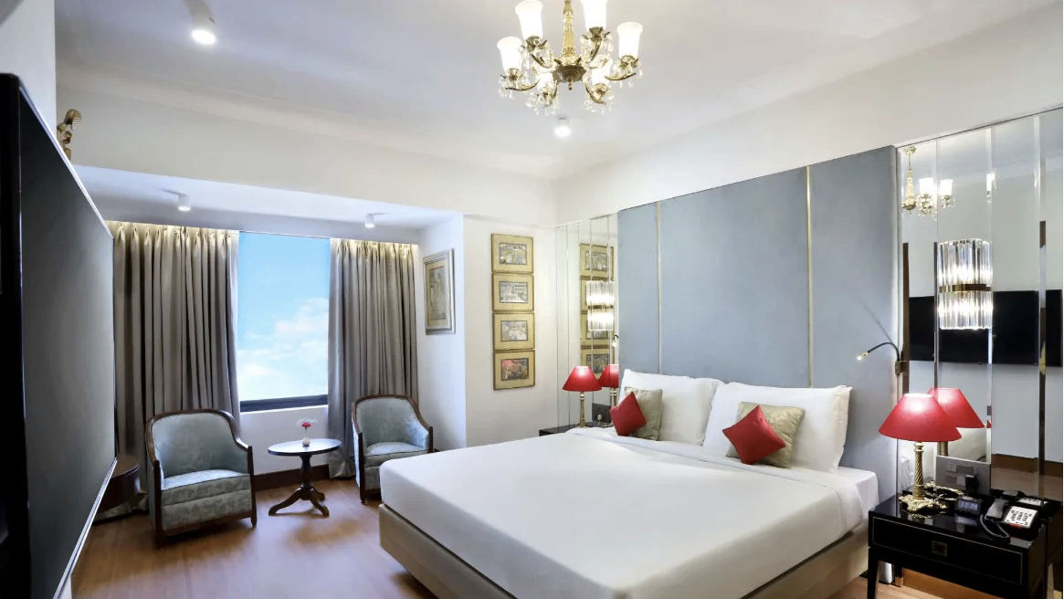 Luxury Suite