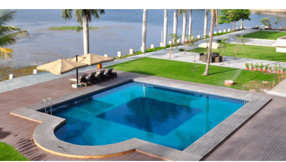 Pool Side at The Lakend: The centre piece of outdoor life
