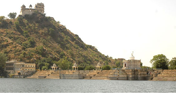 Boat Ride and Lunch at Jaisamand