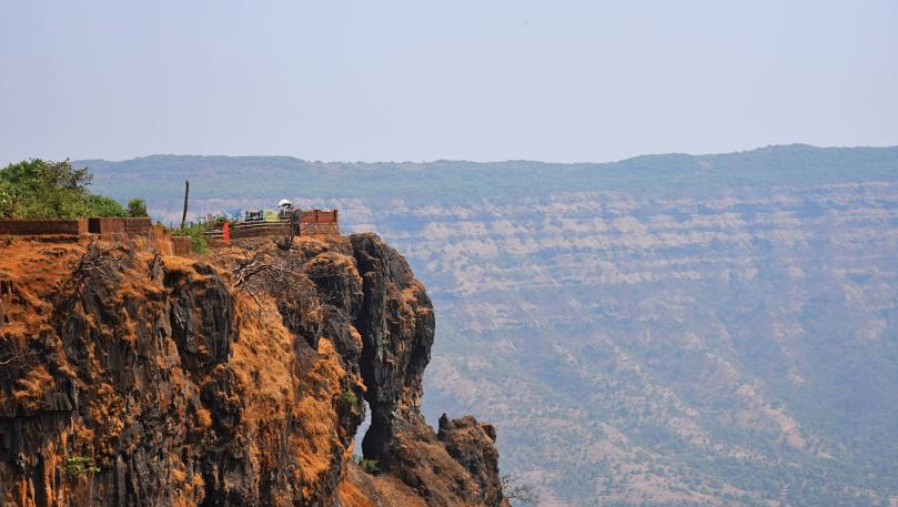 Elphinstone Point