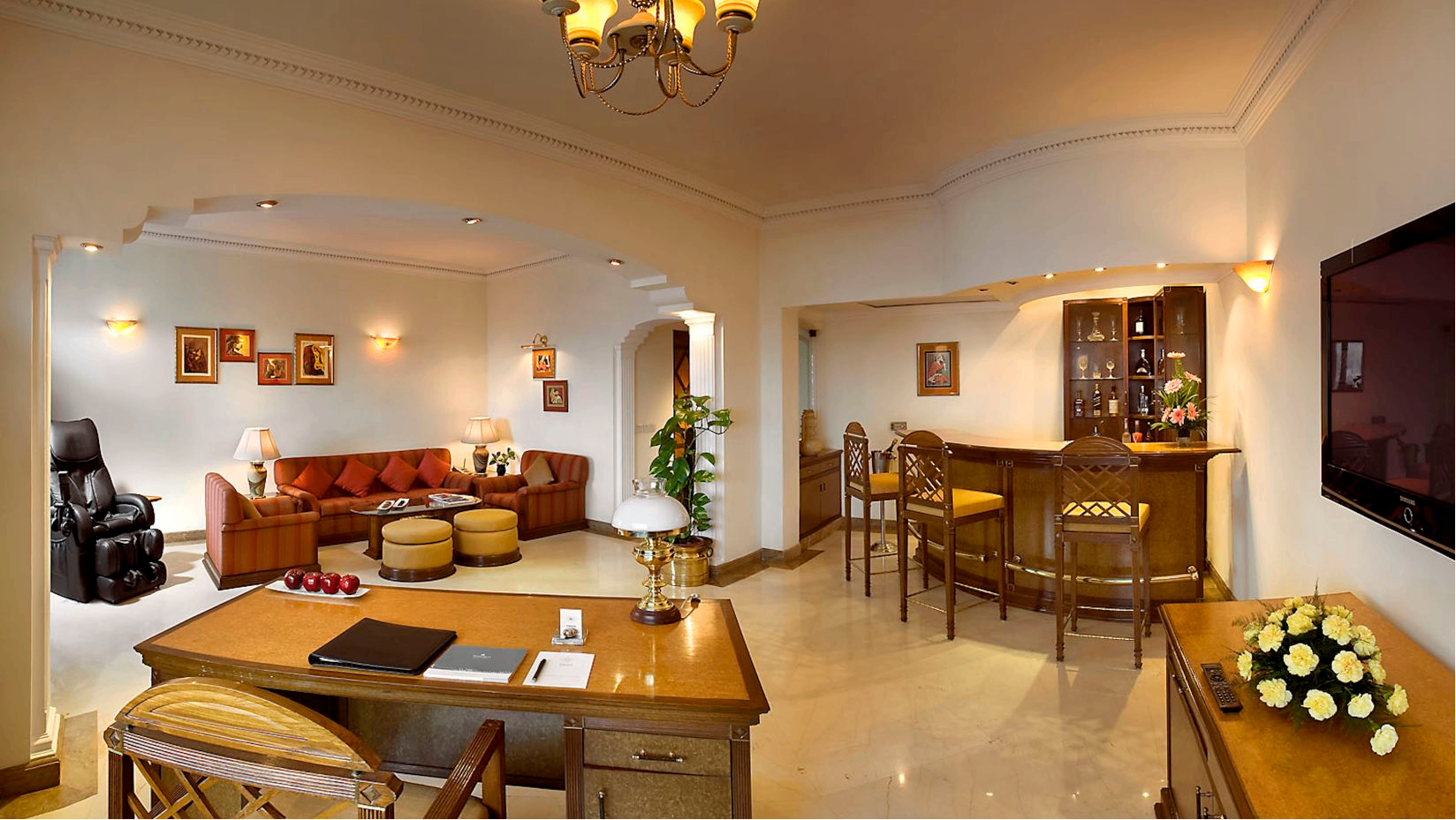 Luxury Suite