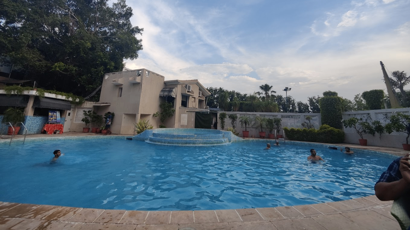 Pool