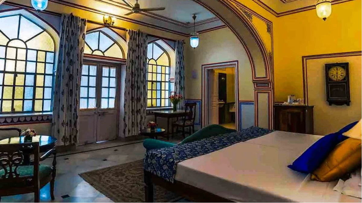 HERITAGE STANDARD ROOM