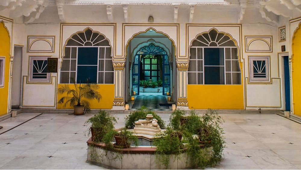 Diggi Palace