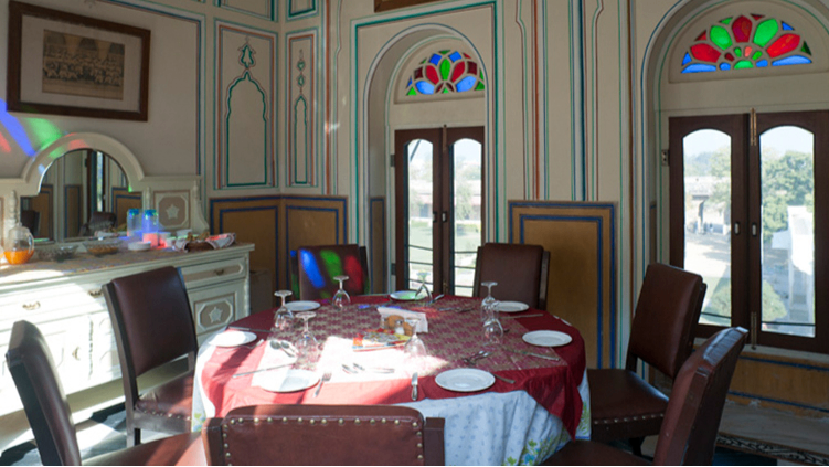 Royale Dine & Wine Restaurant