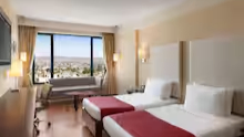 2 Twin Beds, Premier City View, Non-Smoking