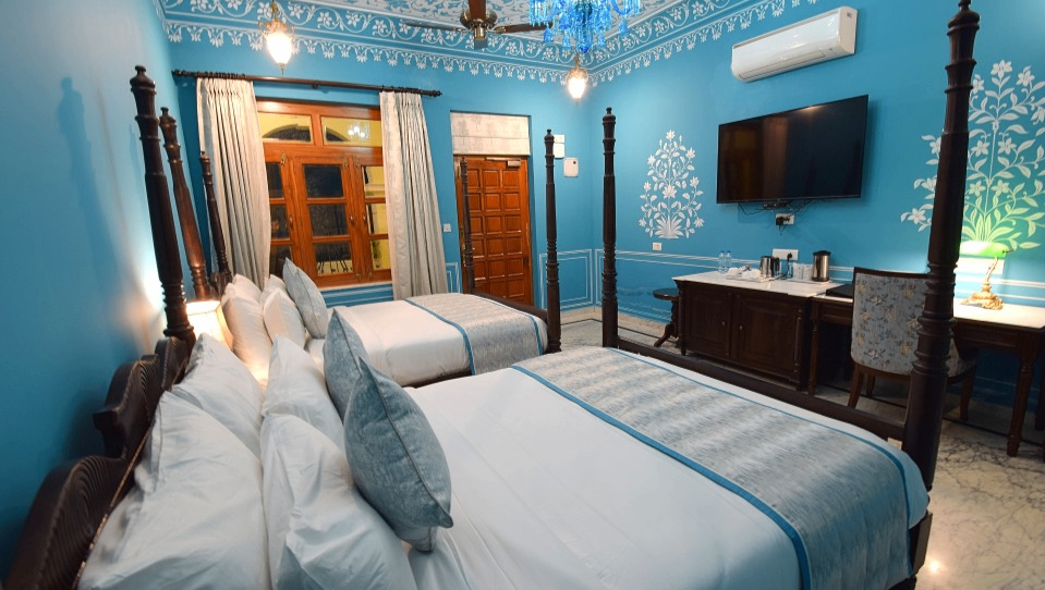Deluxe Suite