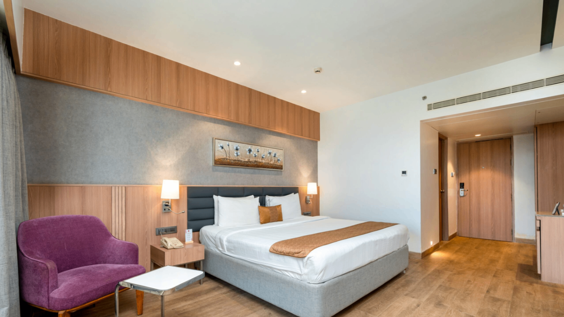 EXPRESS ROOM