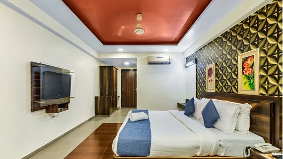 Royal Executive Room