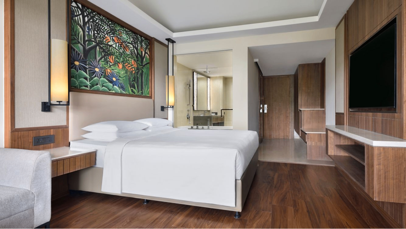 Deluxe Room with Bathtub
