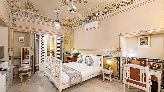 Royal Suite 
