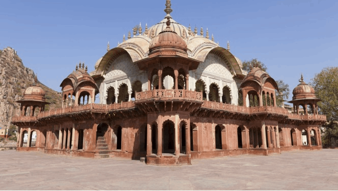 Moosi Maharani Ki Chhatri