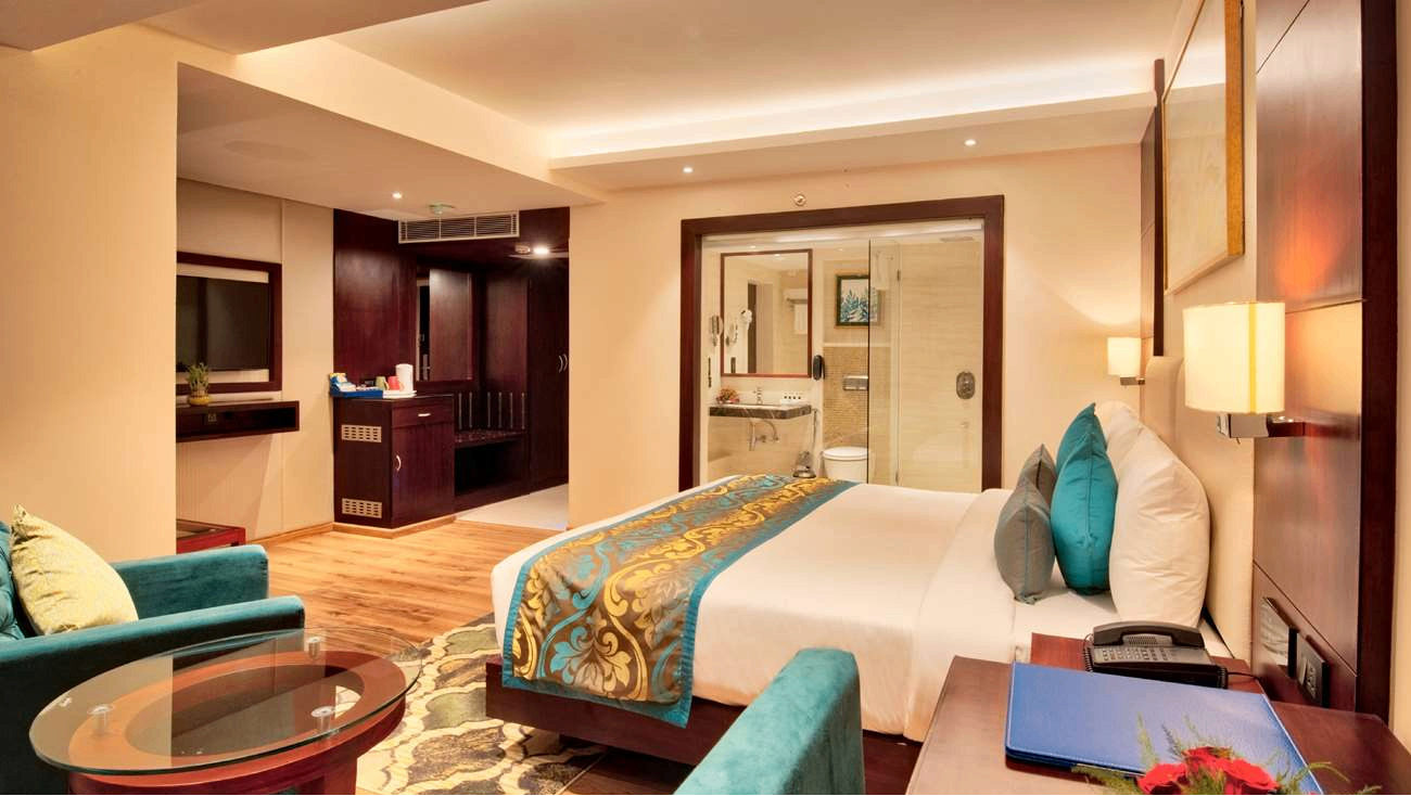 Superior Room - King Bed