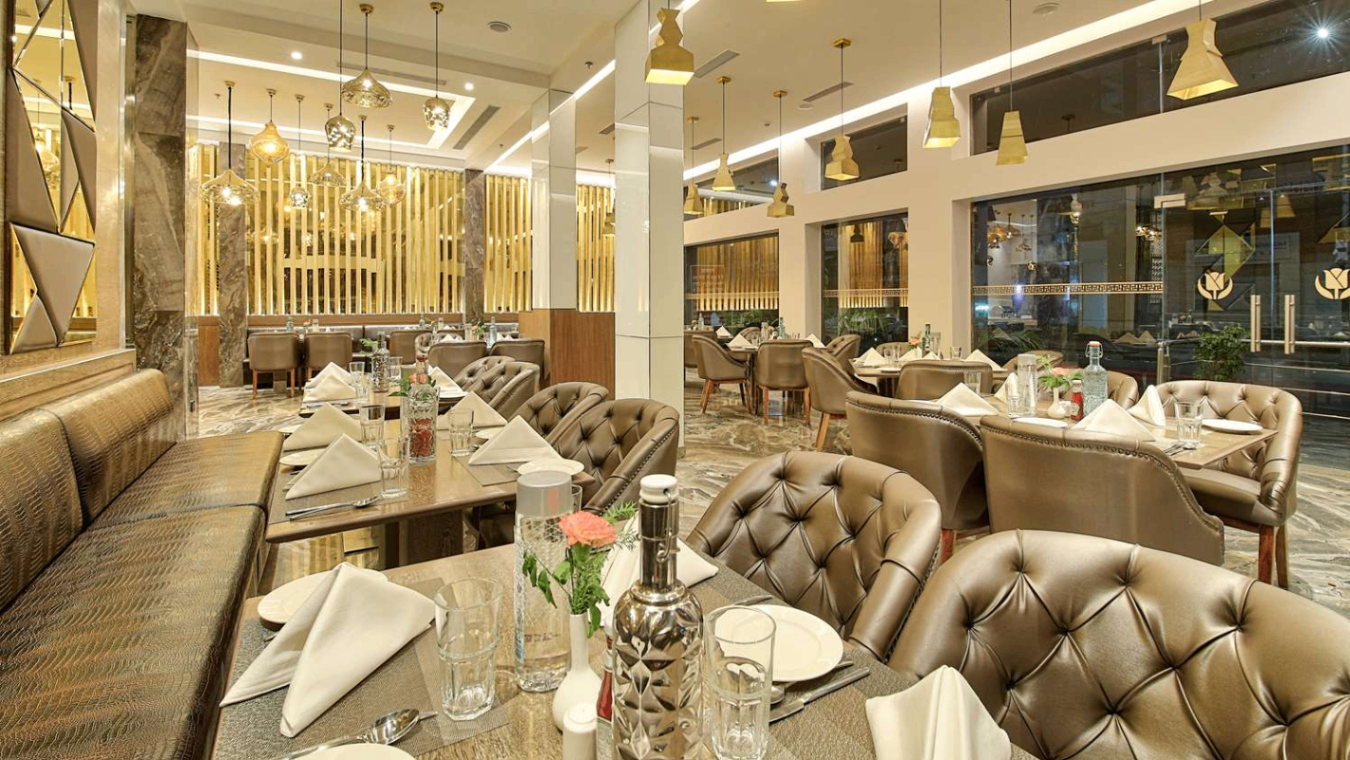 14 Tables Restaurant 