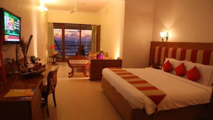 Deluxe King Bed Room