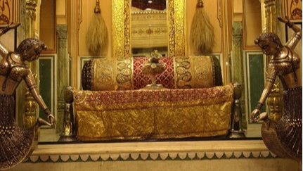  Palace Suites 