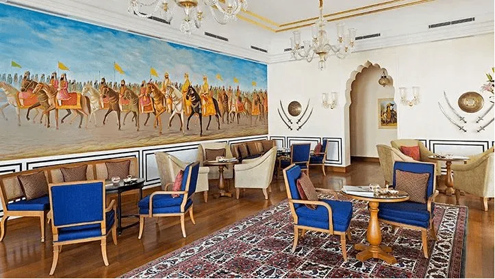 Raunaq Bar
