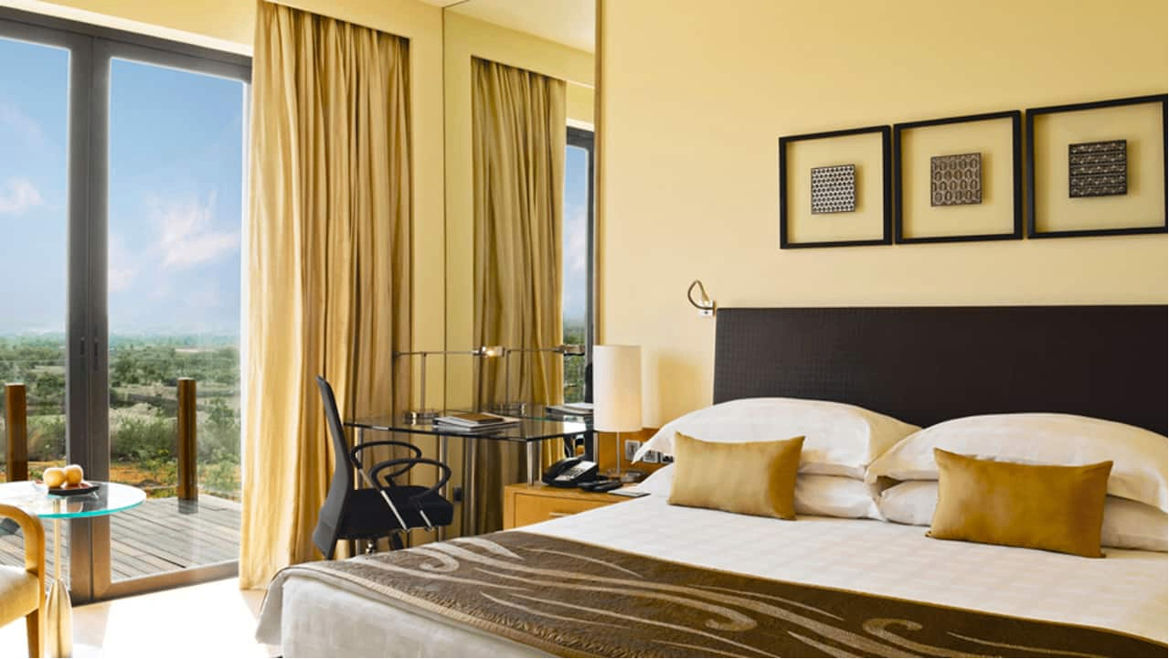 Hyatt Deluxe Balcony Room