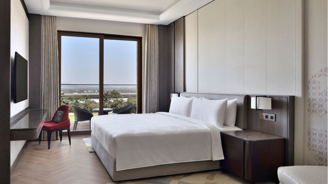 Executive Club Room