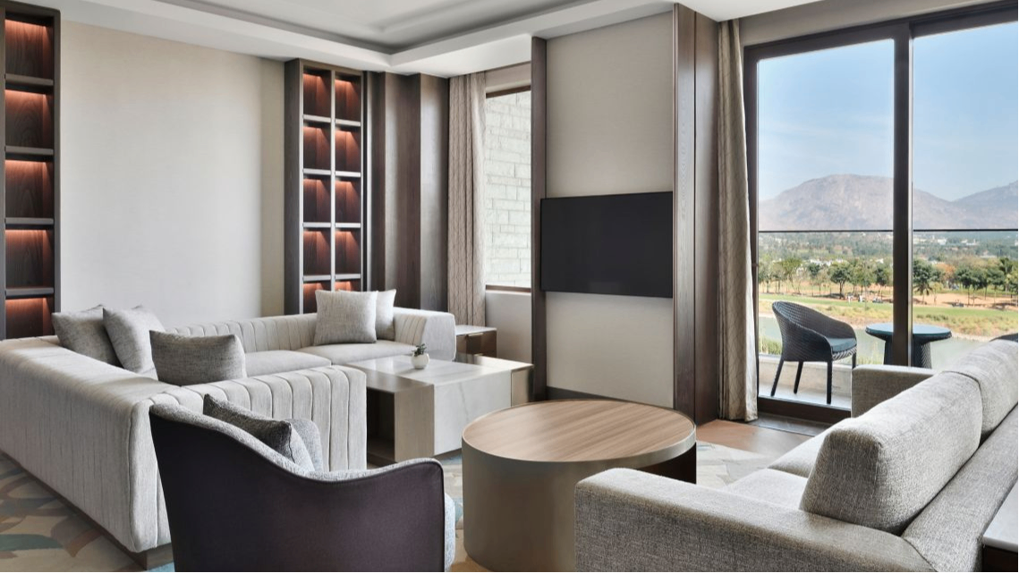 Luxury Suite