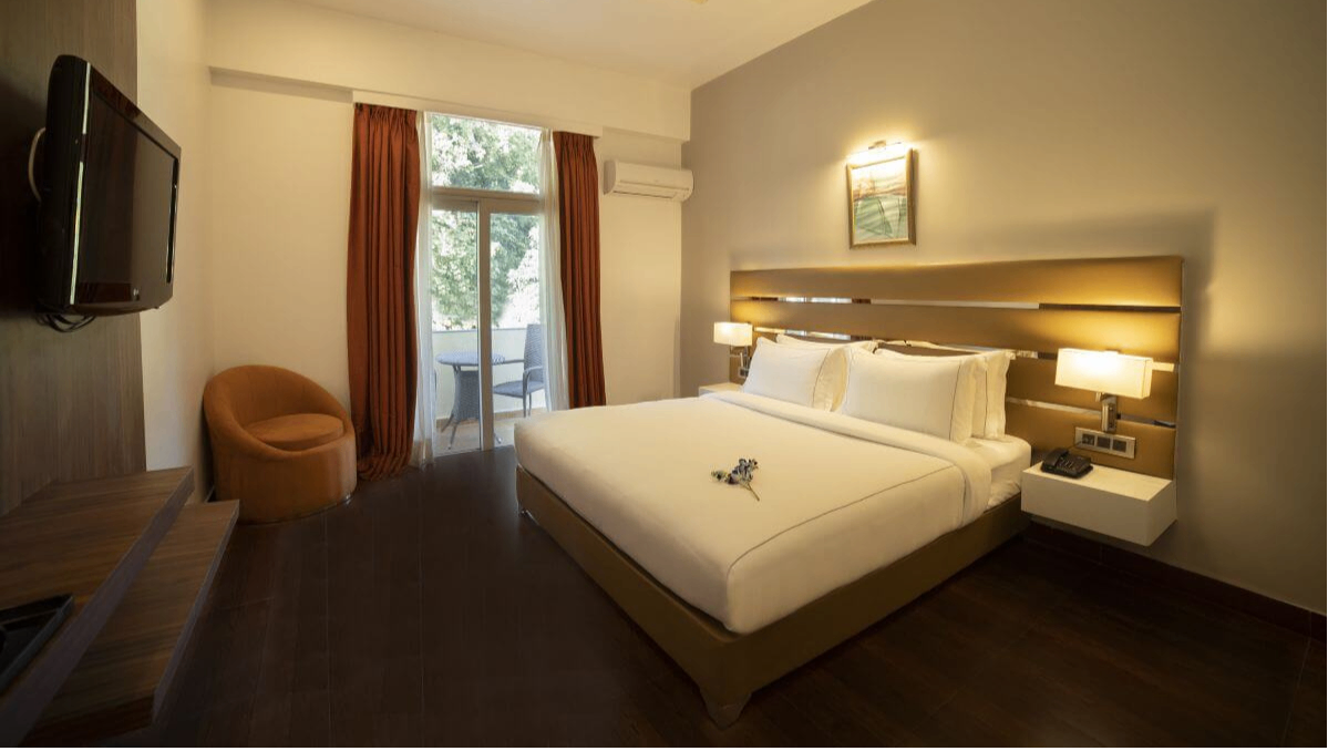 Jungle View Room