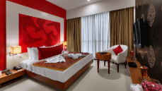 HAZEL SUITE ROOM