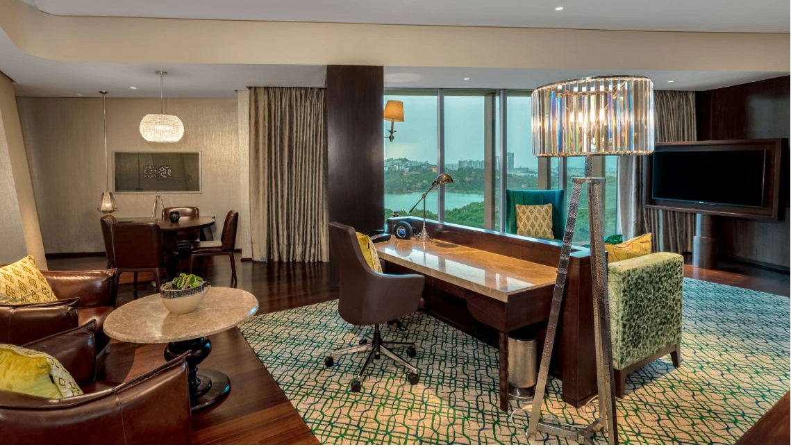Luxury Suite