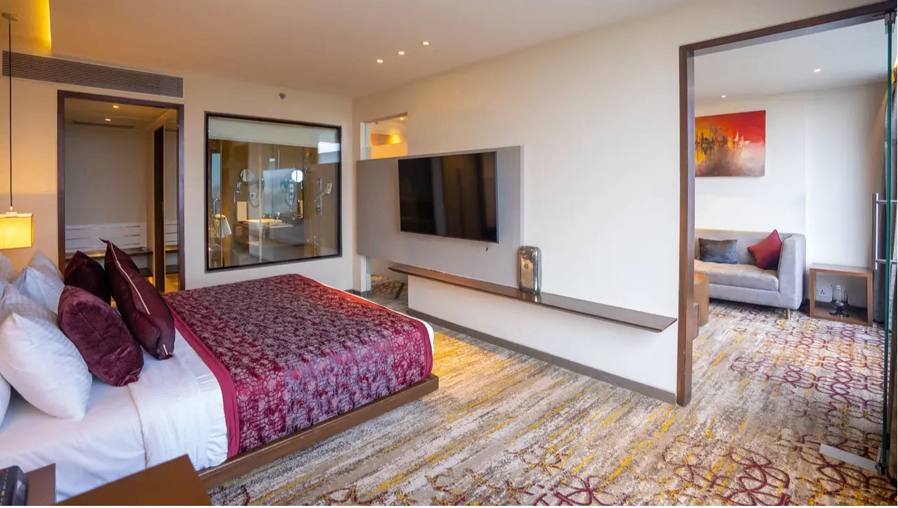 PREMIUM EXECUTIVE SUITE ROOMS