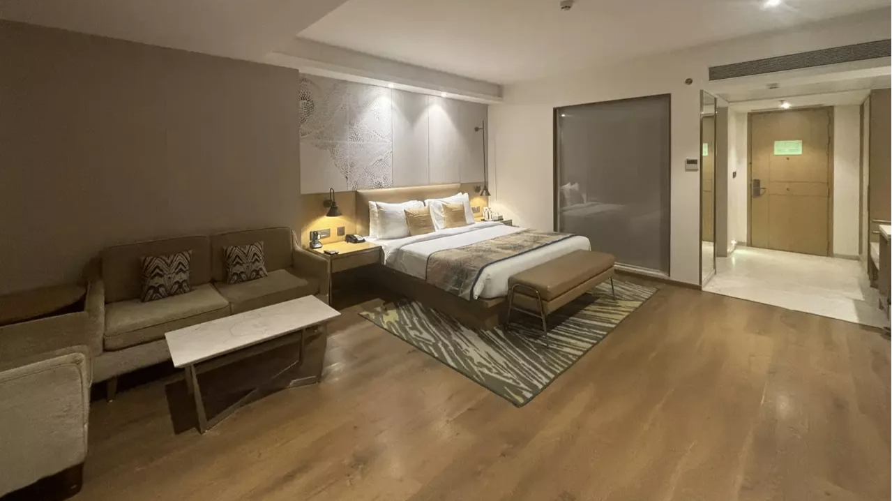 PREMIUM GRAND ROOM