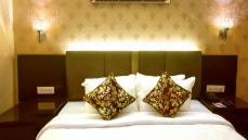 FERN CLUB ROOM