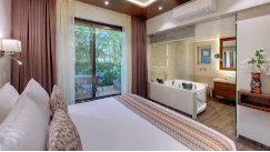 Zuper Premium Room