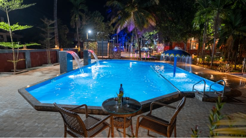 Swimming Pool with Baby Pool