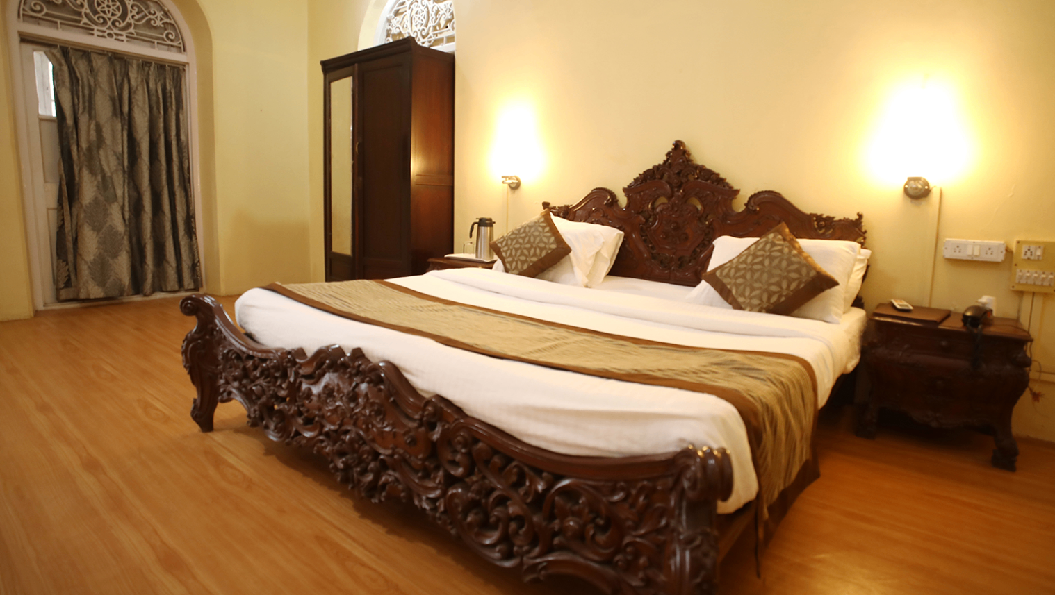 Luxury Deluxe Room