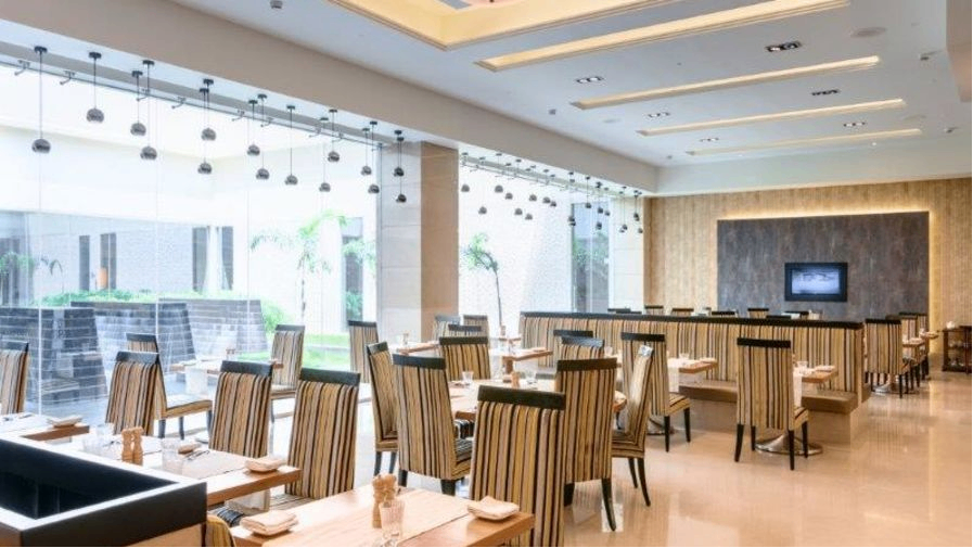 Courtyard Restaurant