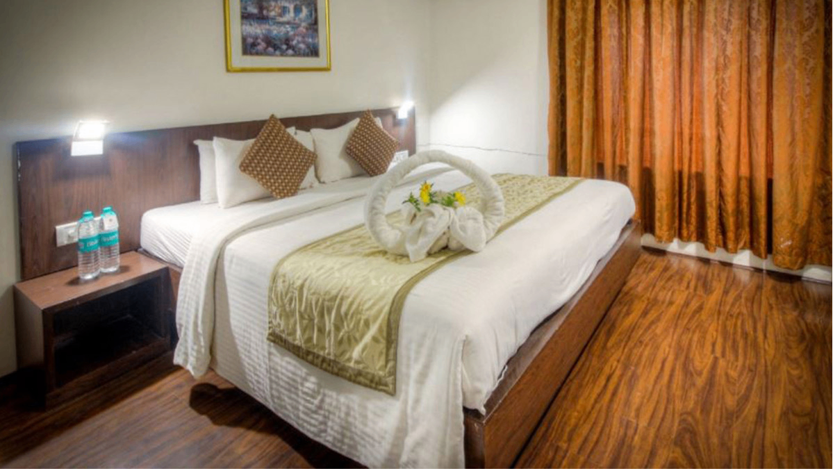  Deluxe Suite Room