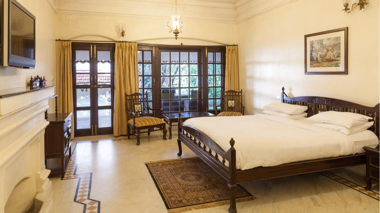 Royal Club Room