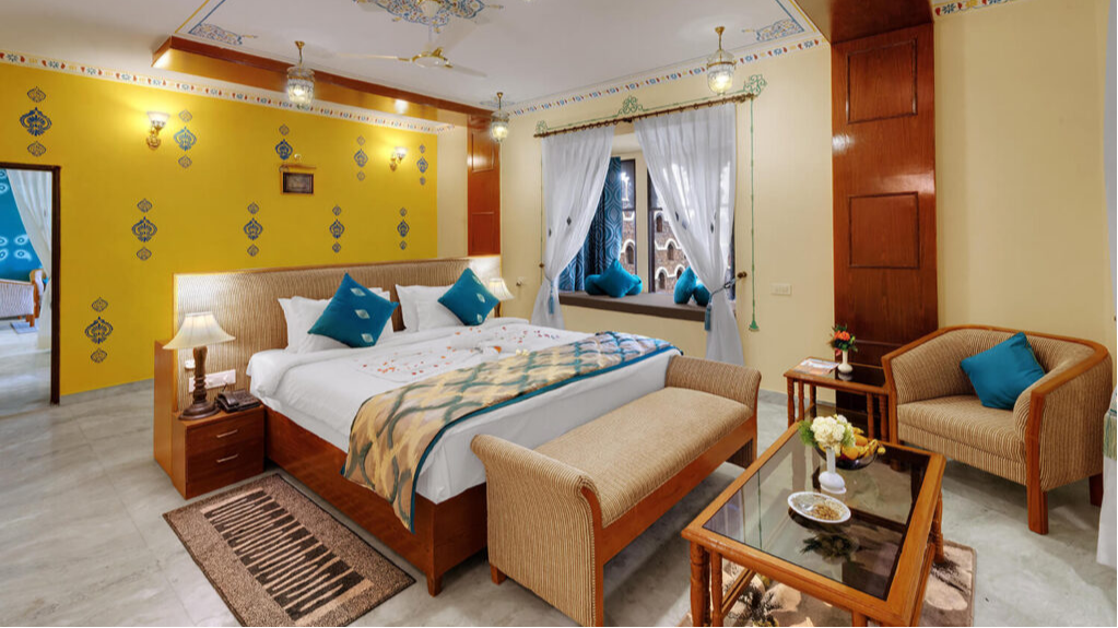 Standard Suites