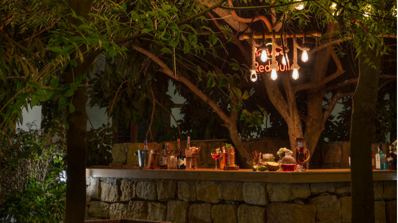 Bar & Bistro