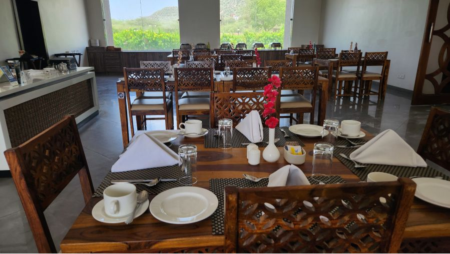 Bay Leaf Multicuisine Restaurant