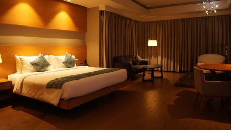 Royal Club Room