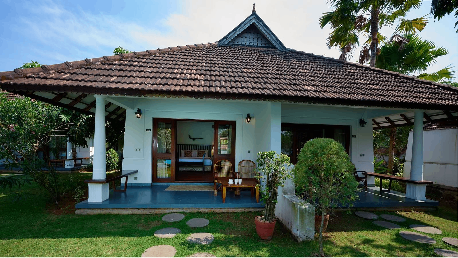 Poolside Cottages