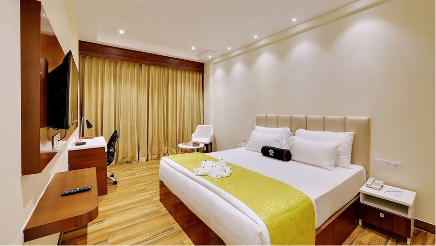  Superior Room