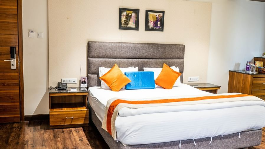Premier Room