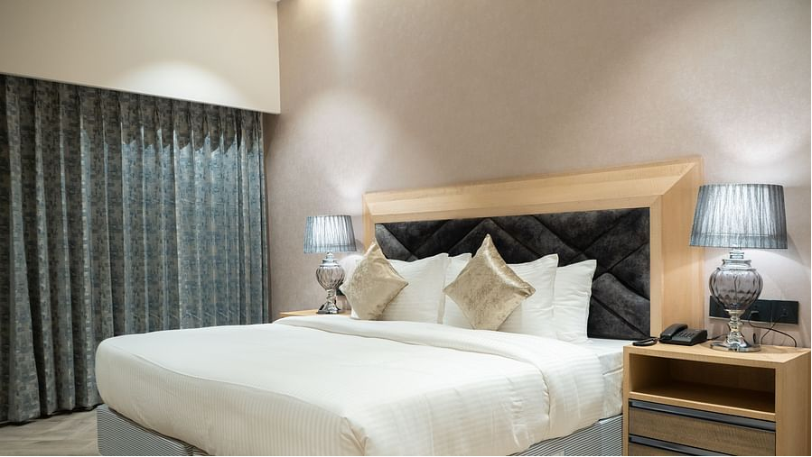  Super Deluxe Rooms with Temple View
