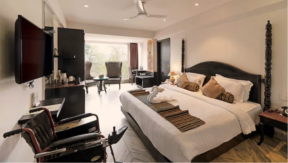 Wheel chair friendly room